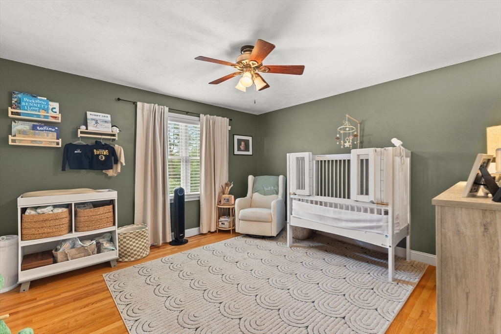 property viewer photo 12