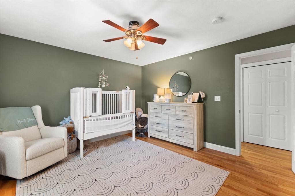 property viewer photo 13