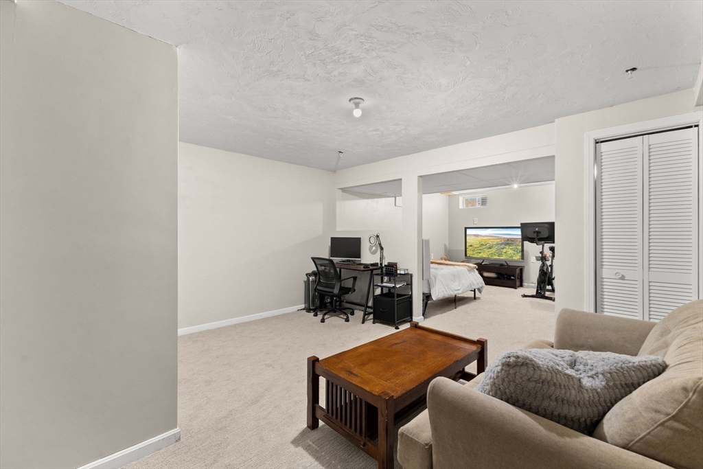 property viewer photo 19