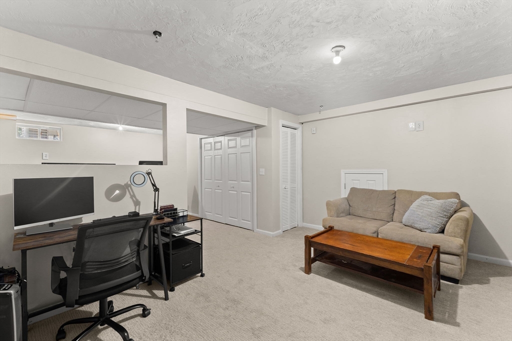 property viewer photo 20