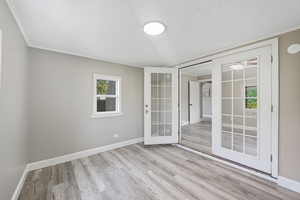 property viewer photo 13