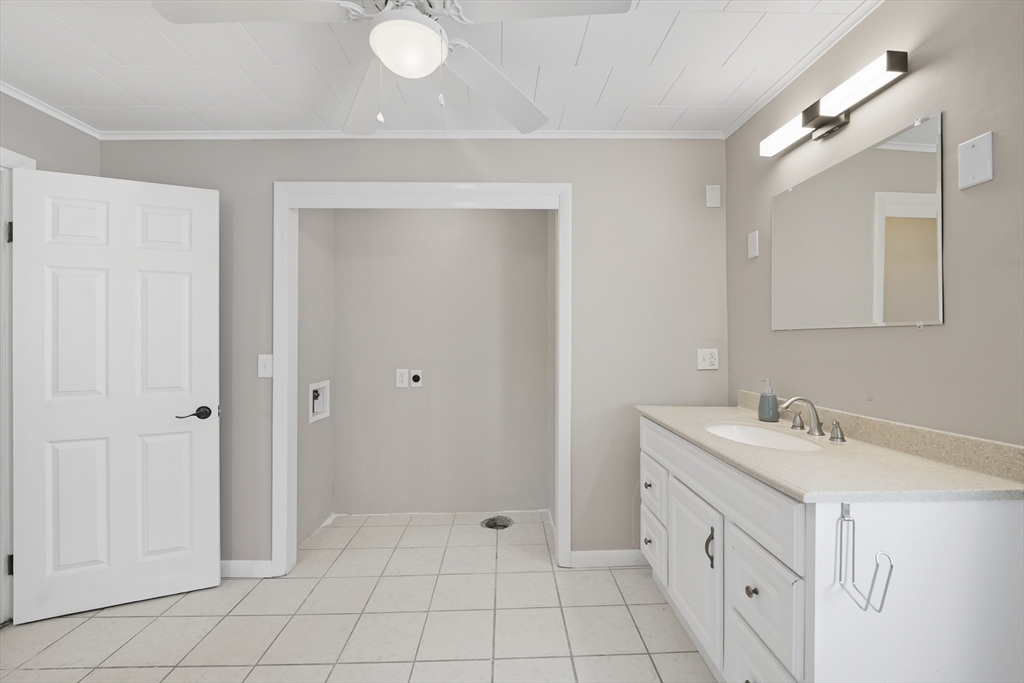 property viewer photo 18