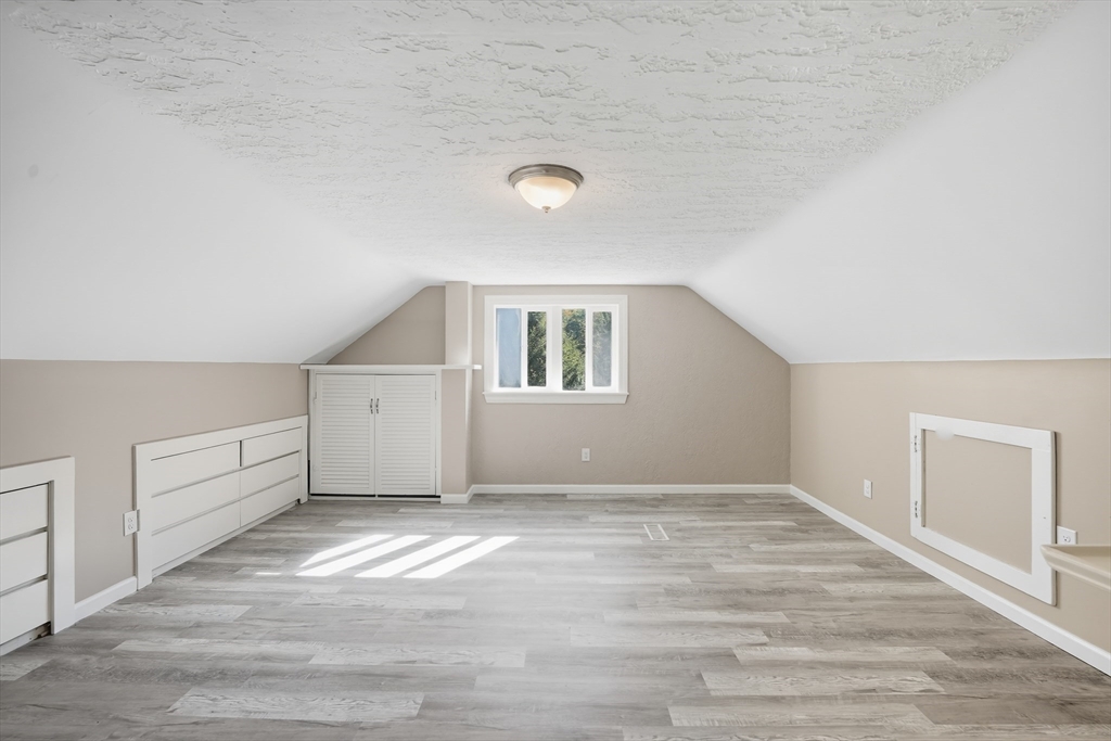 property viewer photo 21
