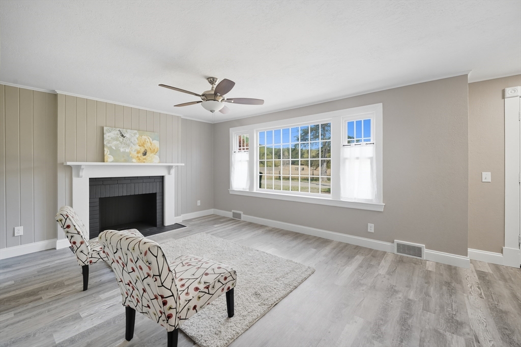 property viewer photo 5