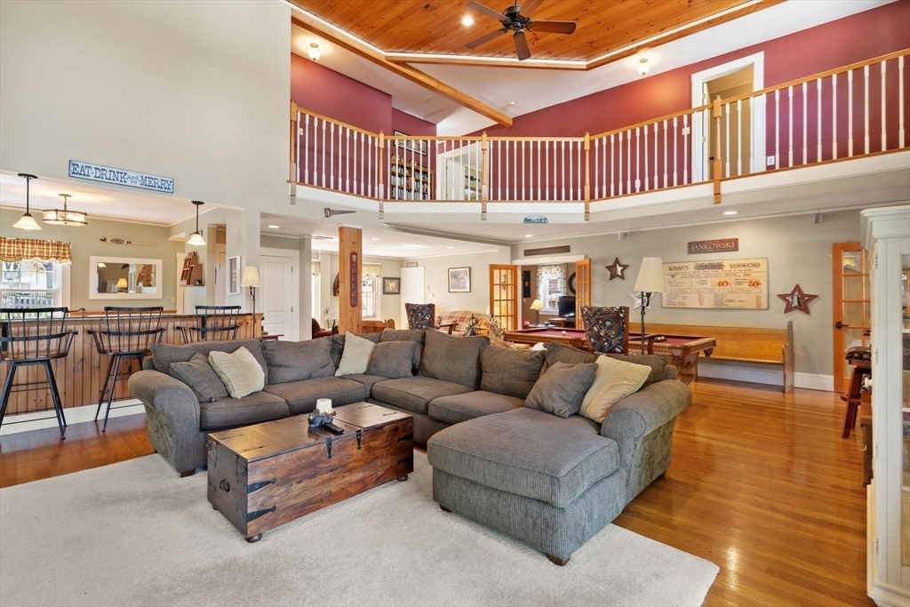 property viewer photo 19