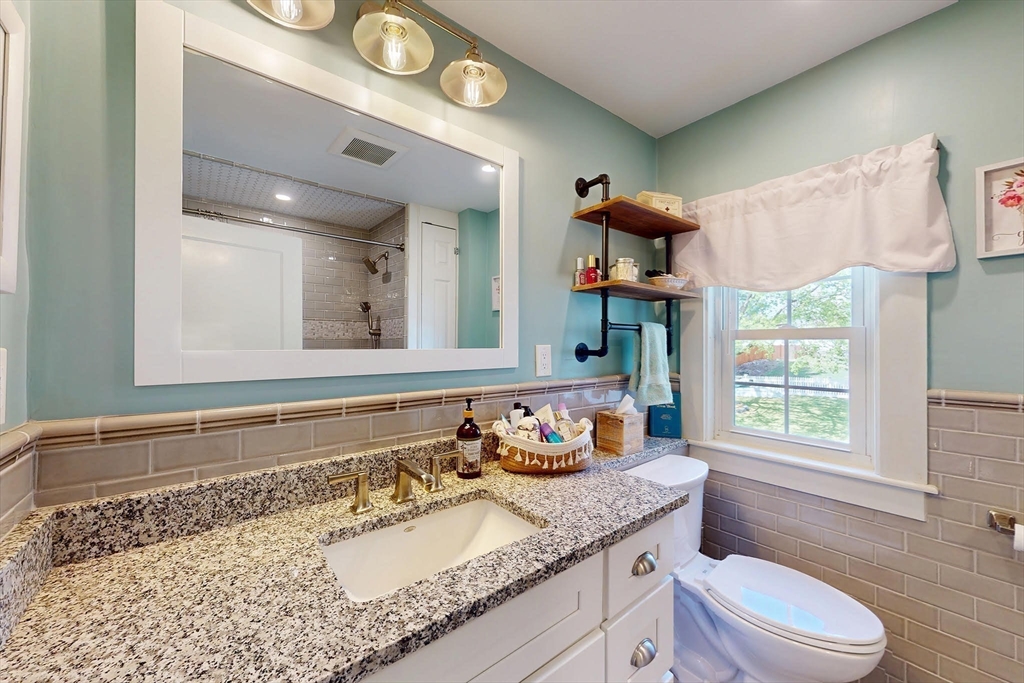 property viewer photo 35