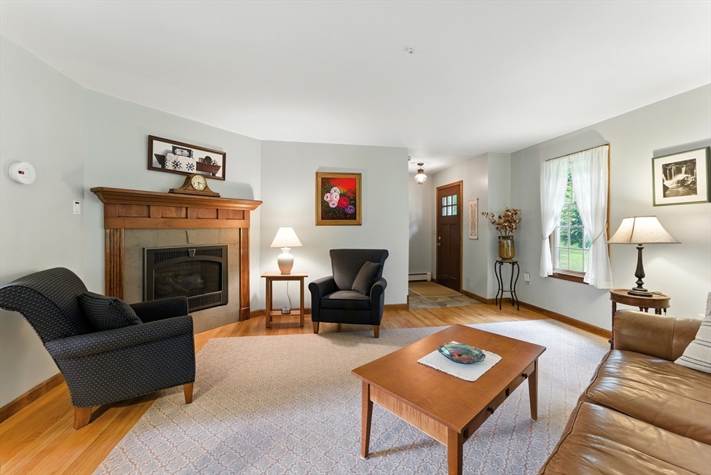 property viewer photo 12