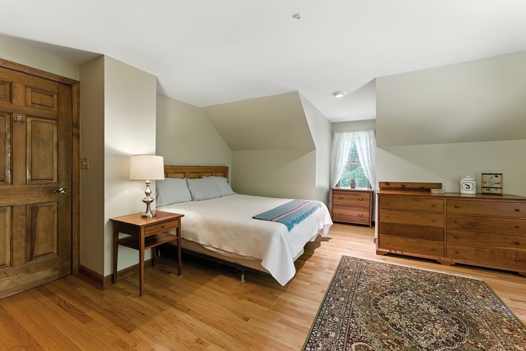 property viewer photo 20