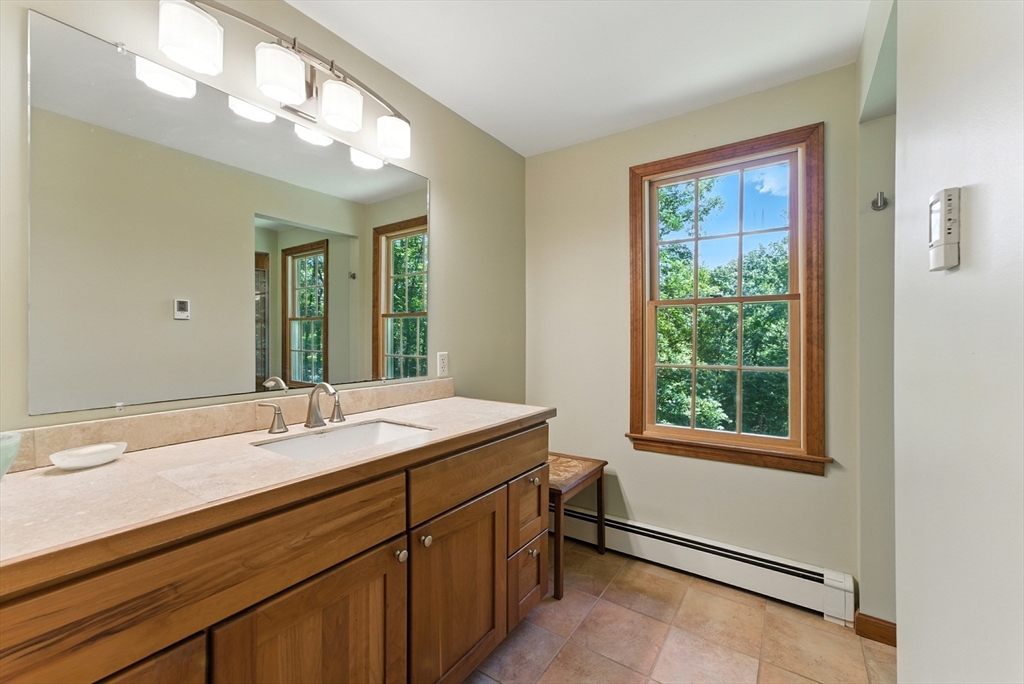 property viewer photo 23