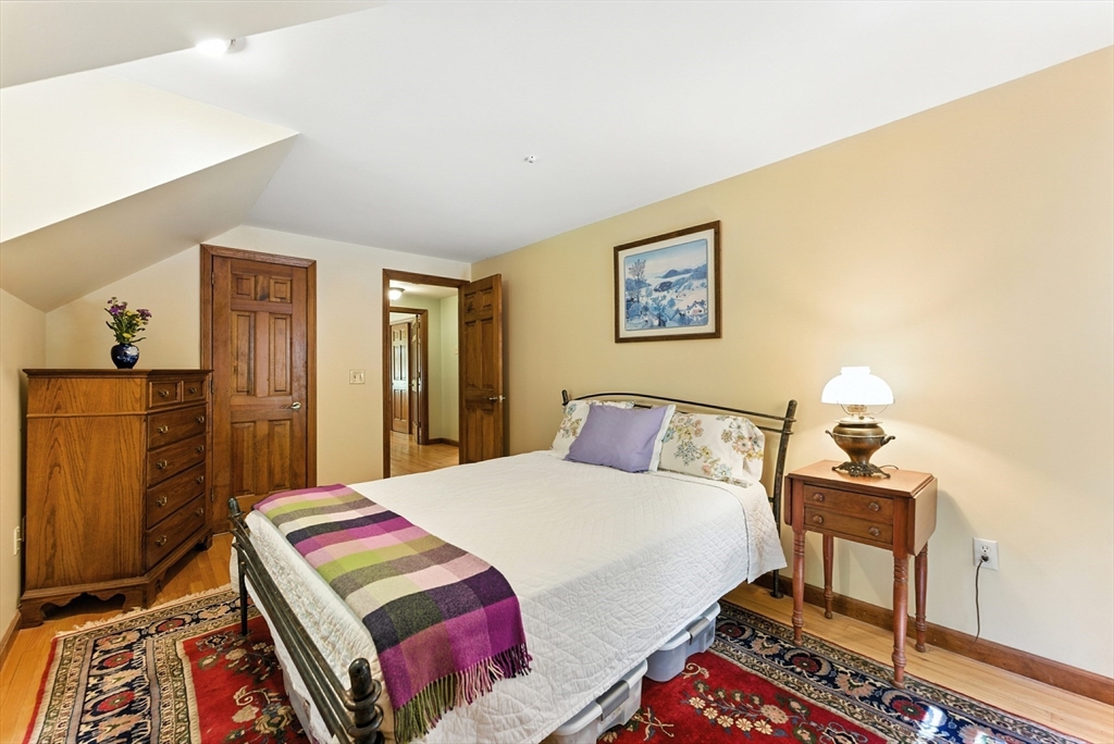 property viewer photo 24