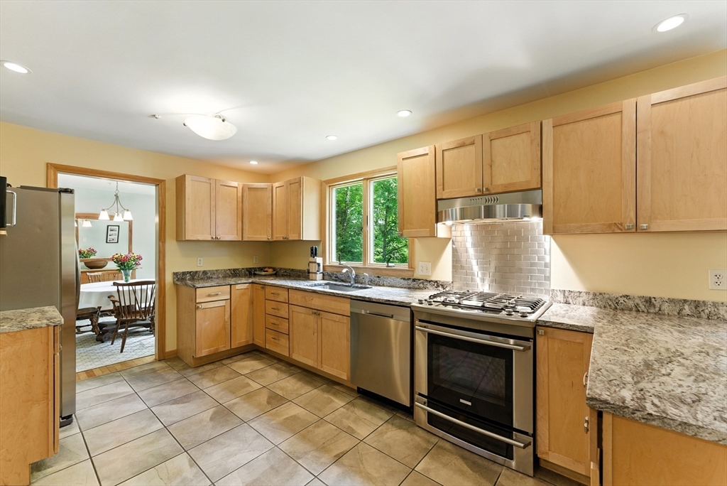 property viewer photo 5