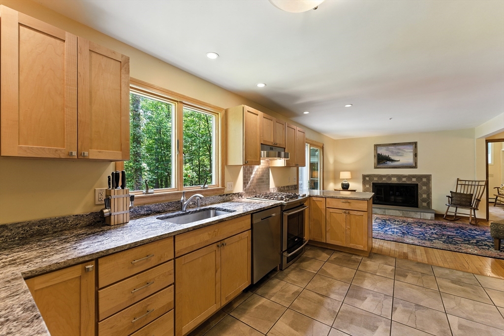 property viewer photo 7