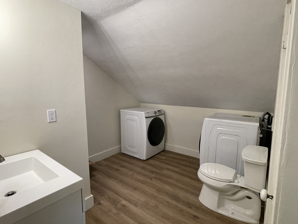 property viewer photo 12