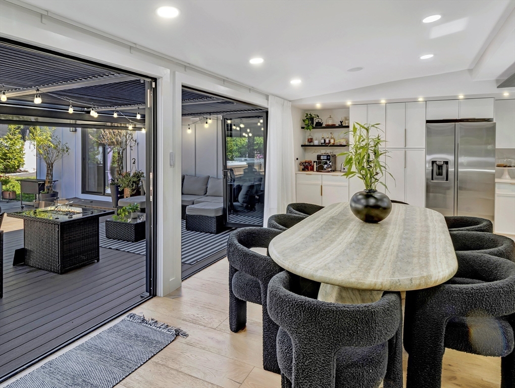 property viewer photo 13