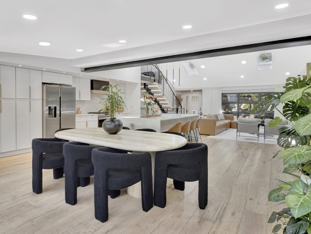 property viewer photo 14