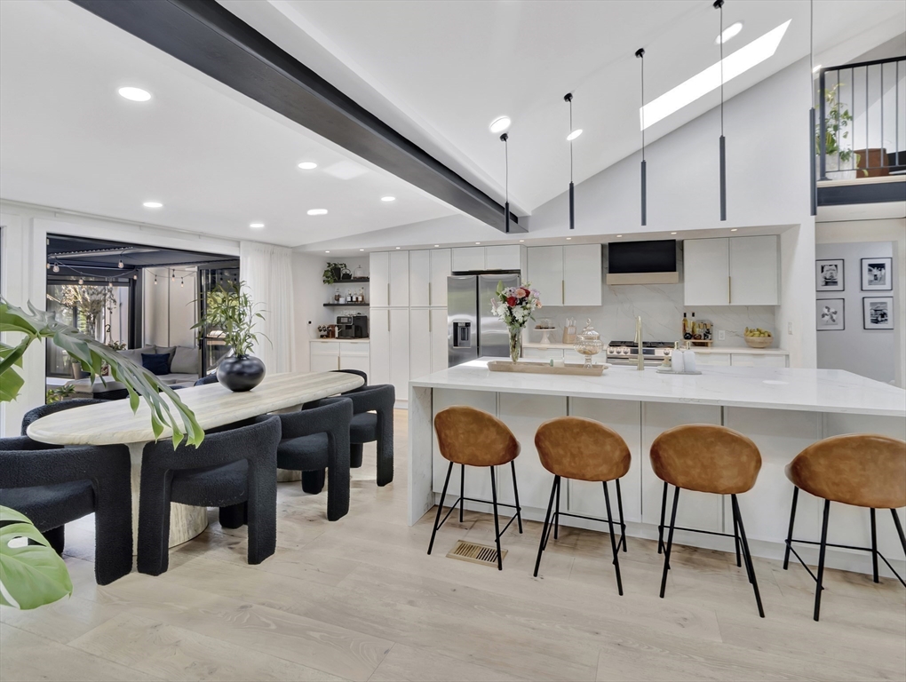 property viewer photo 18