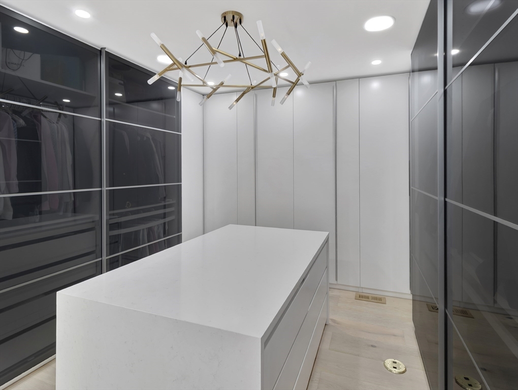 property viewer photo 26