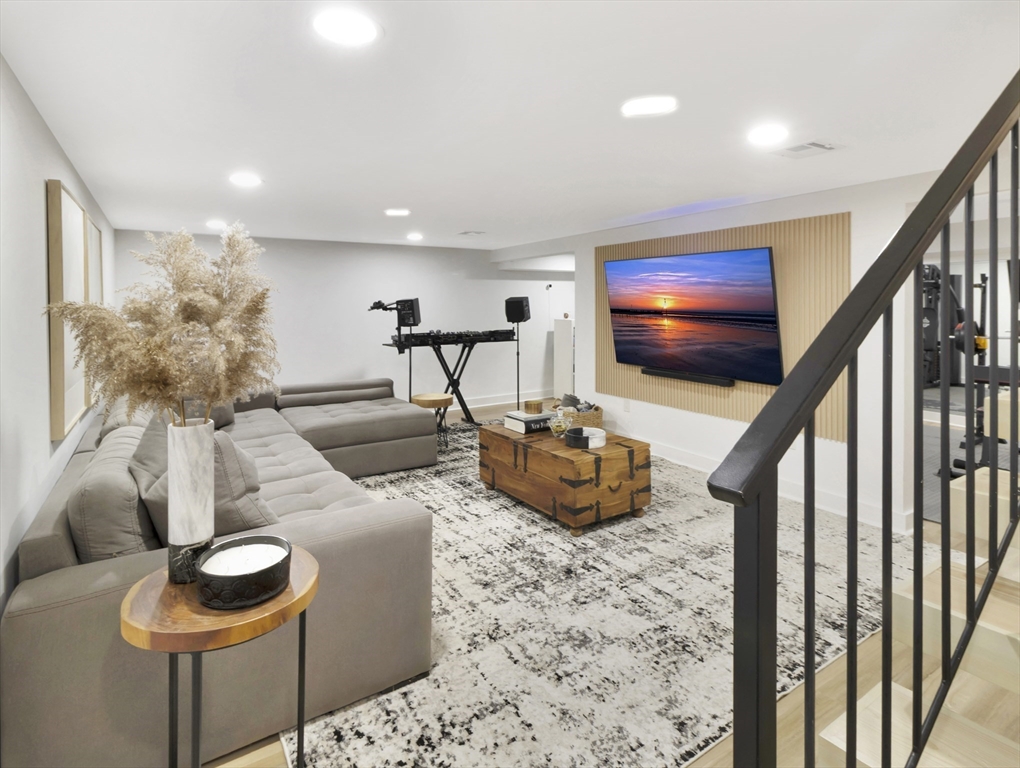 property viewer photo 34