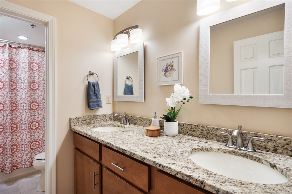 property viewer photo 19