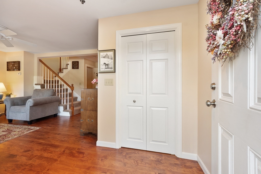 property viewer photo 6