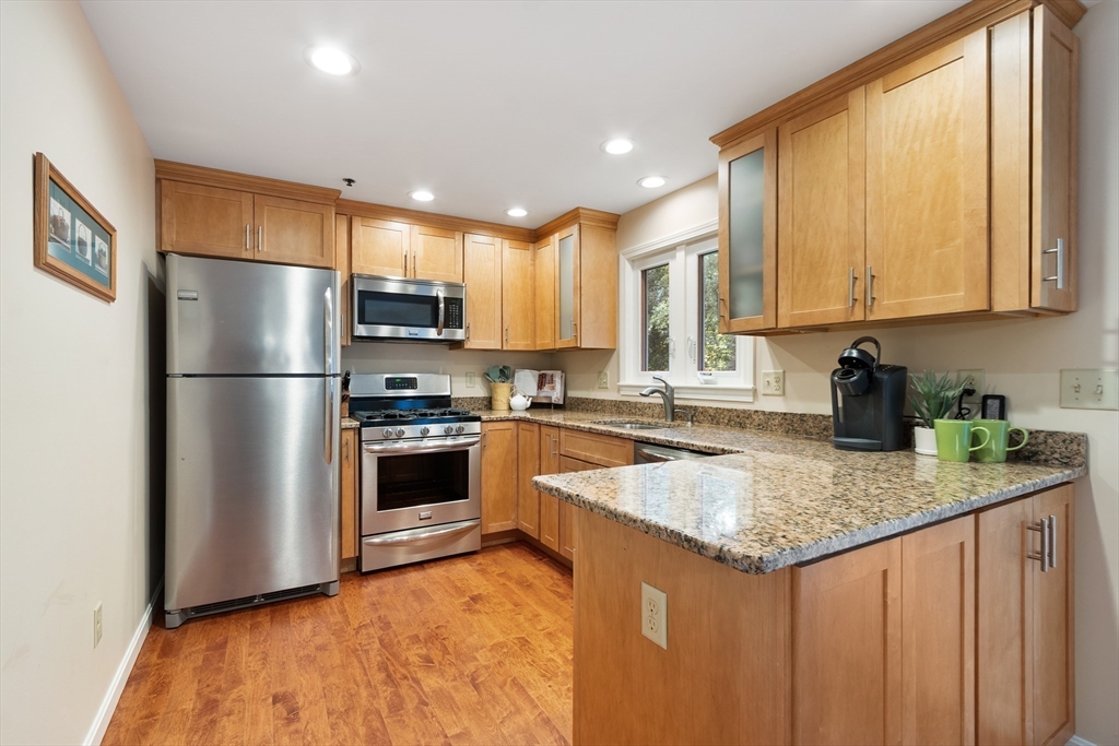 property viewer photo 7