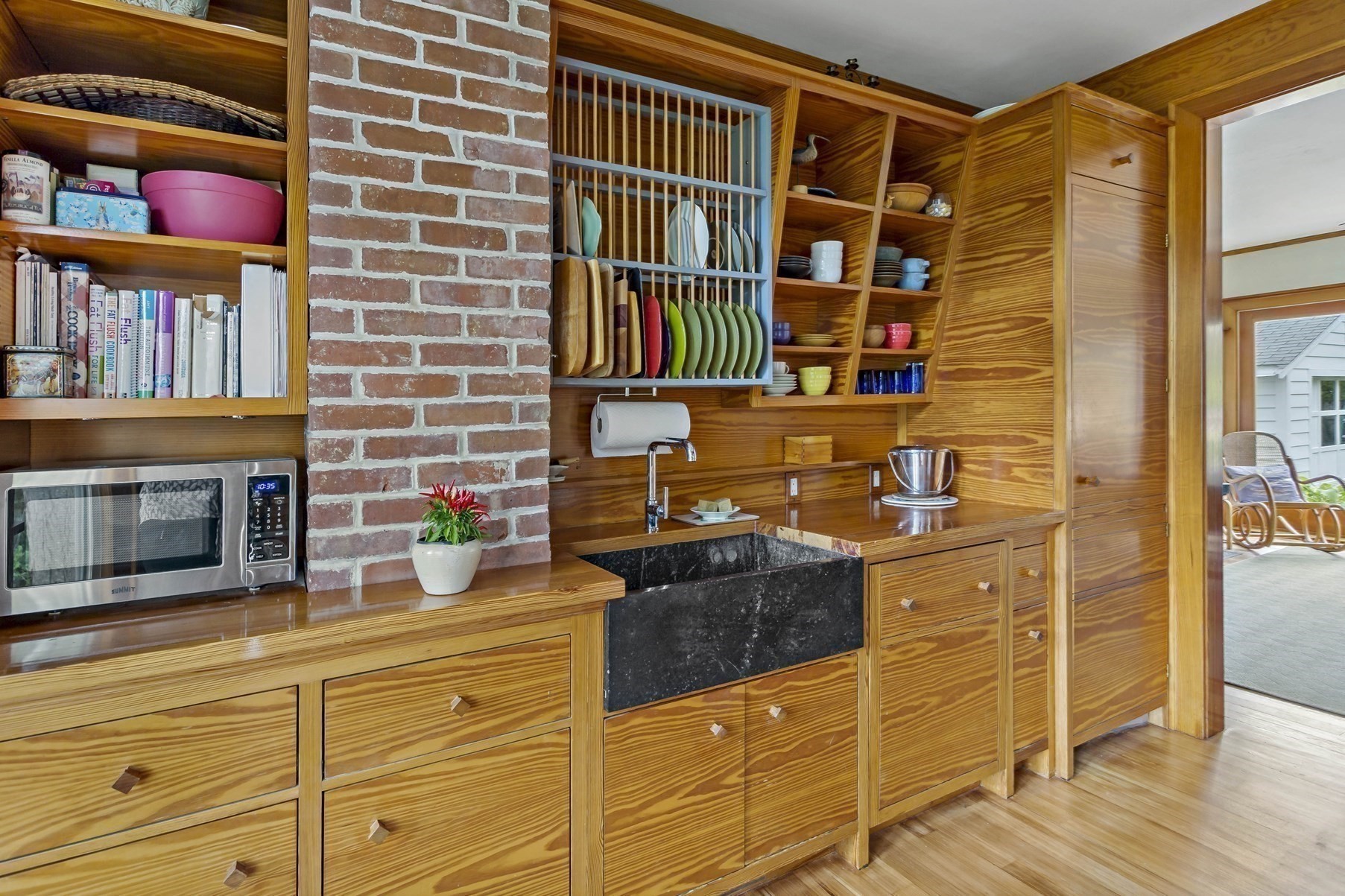 main property photo 4