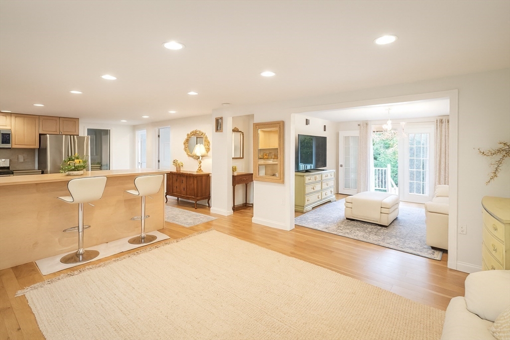 property viewer photo 2