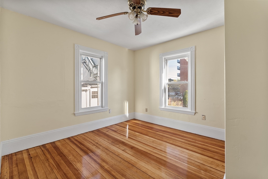 property viewer photo 10