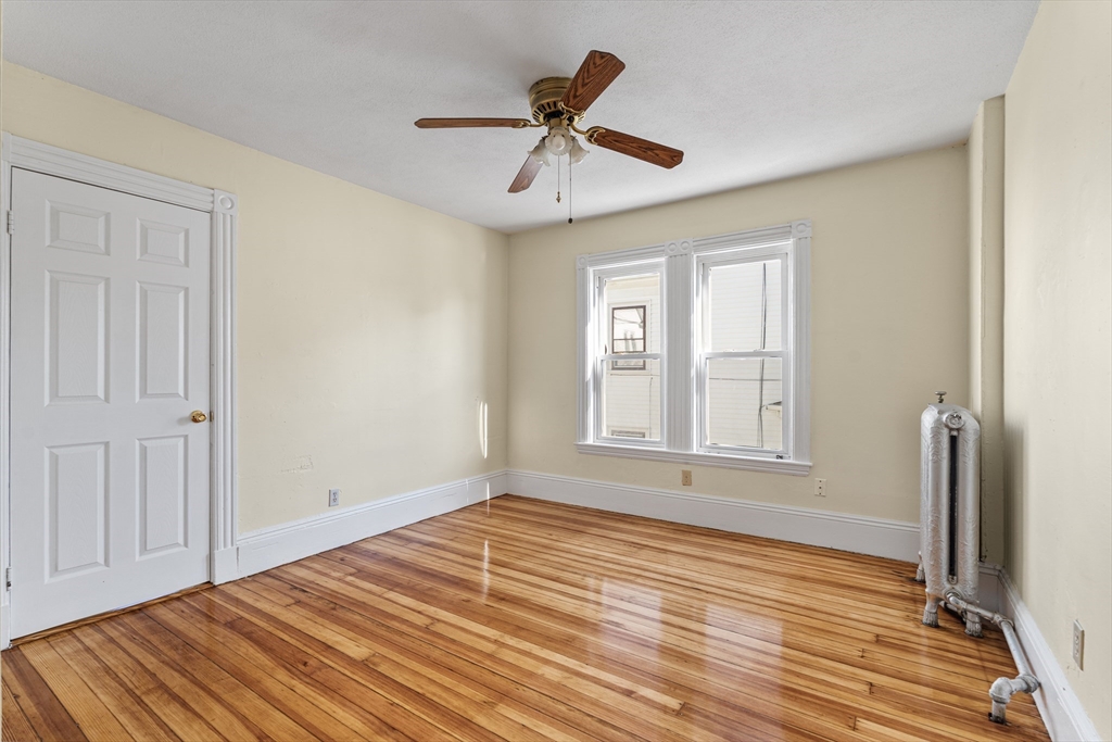 property viewer photo 11