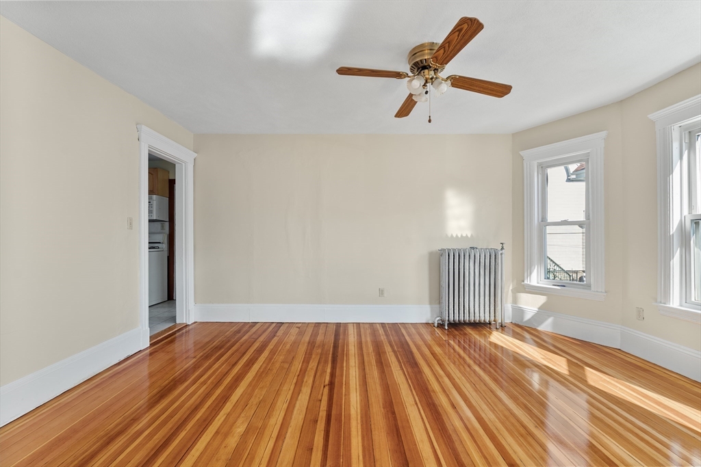 property viewer photo 13