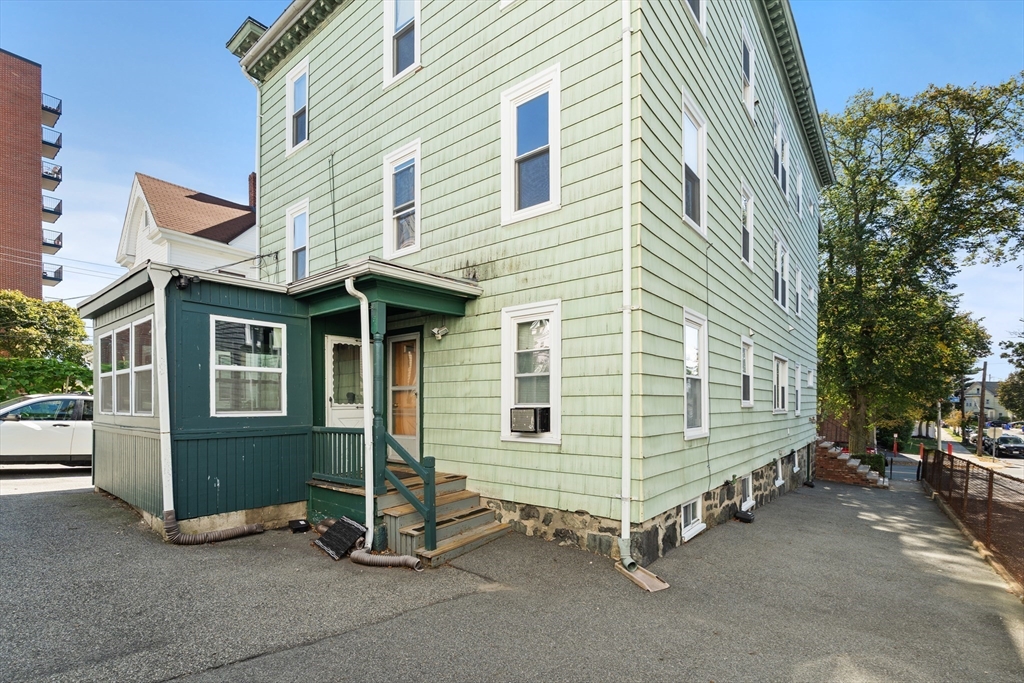 property viewer photo 15