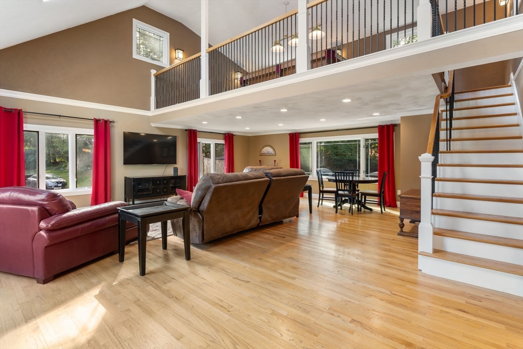 property viewer photo 14