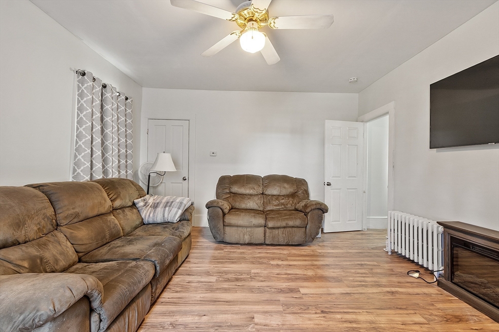 property viewer photo 23