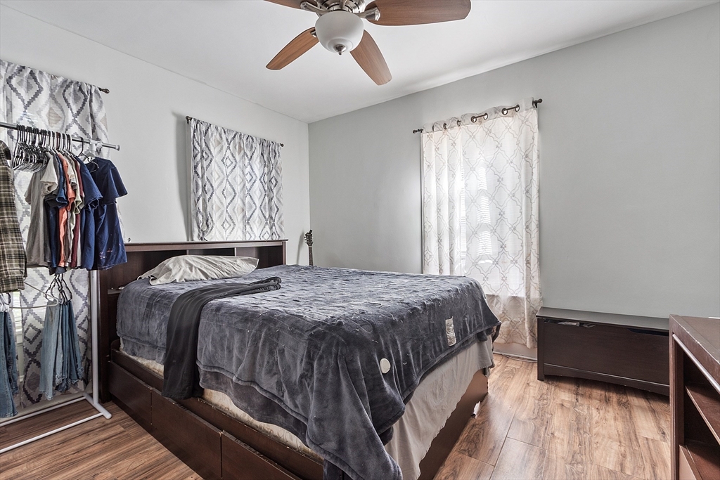 property viewer photo 25