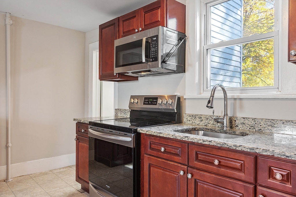 property viewer photo 5