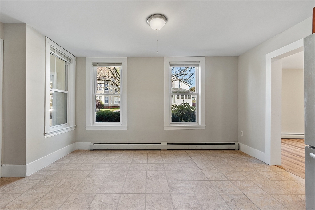 property viewer photo 9
