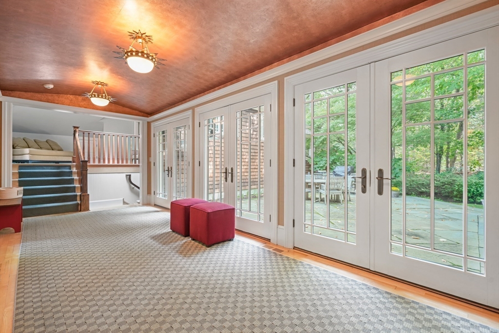 property viewer photo 10