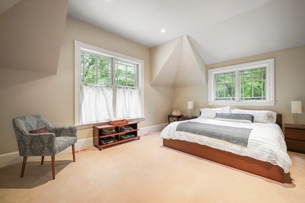 property viewer photo 25
