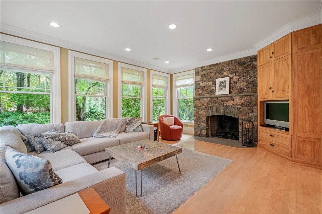 property viewer photo 8