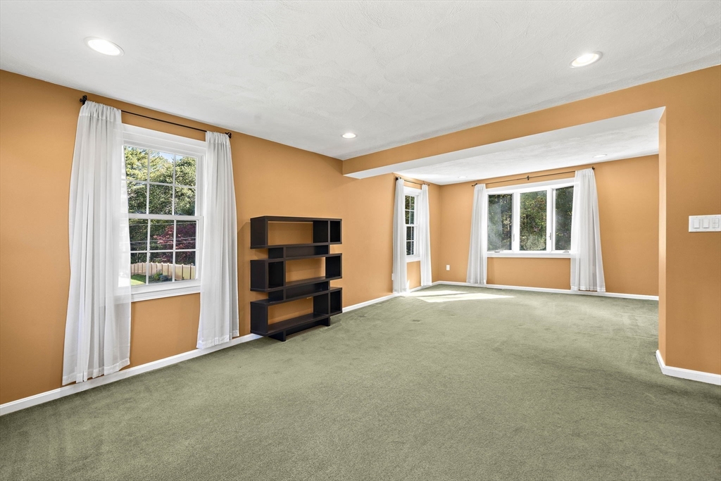 property viewer photo 20