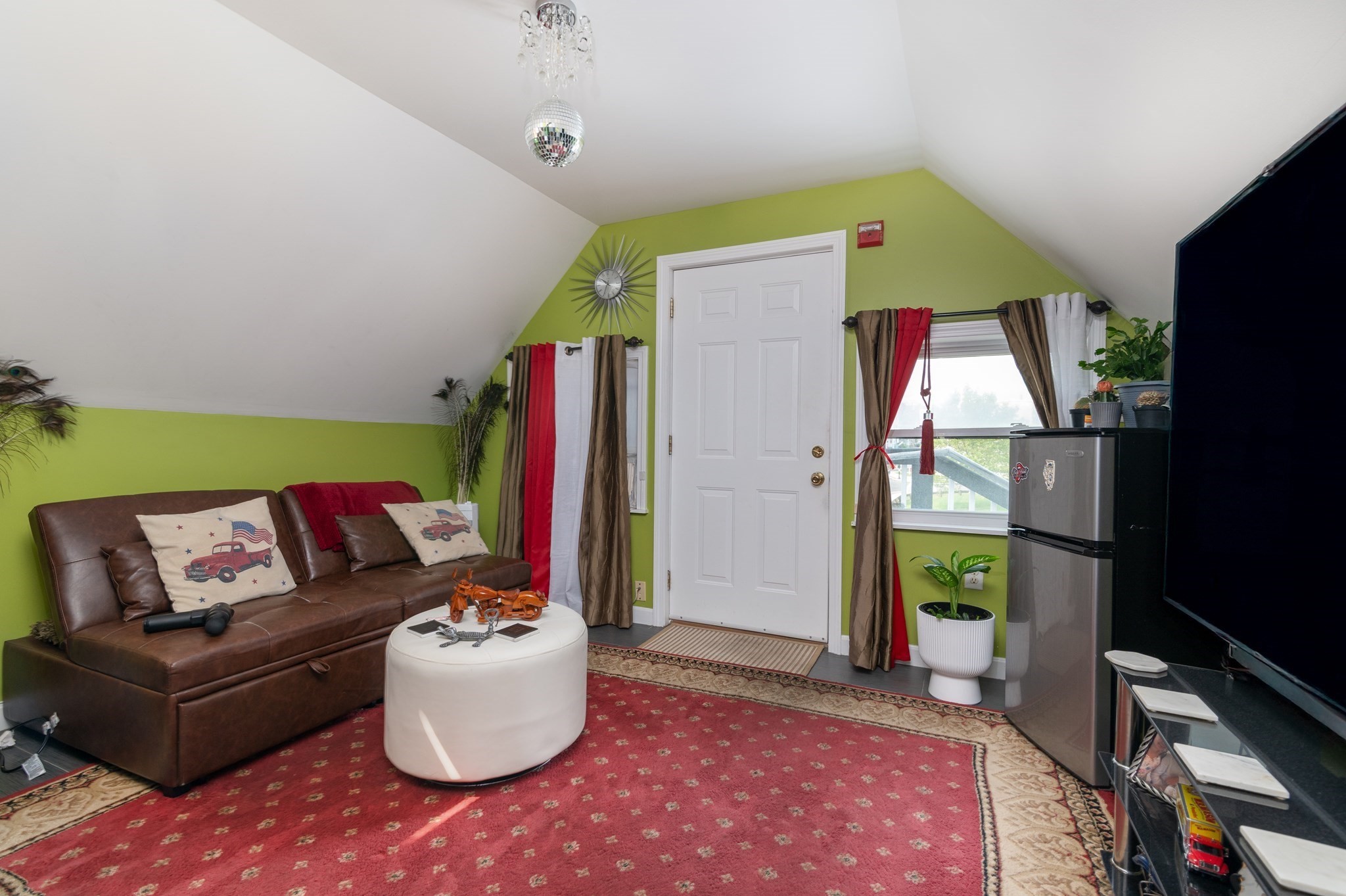 main property photo 22