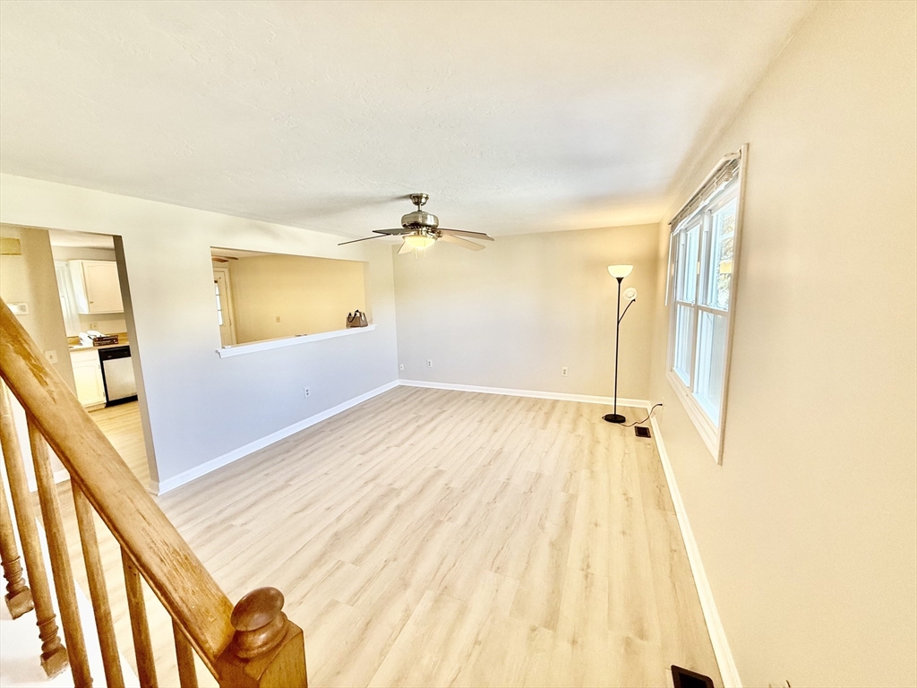 property viewer photo 10