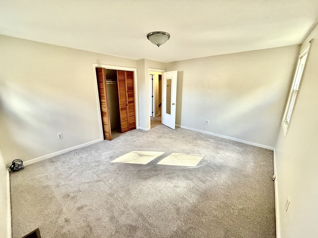 property viewer photo 12