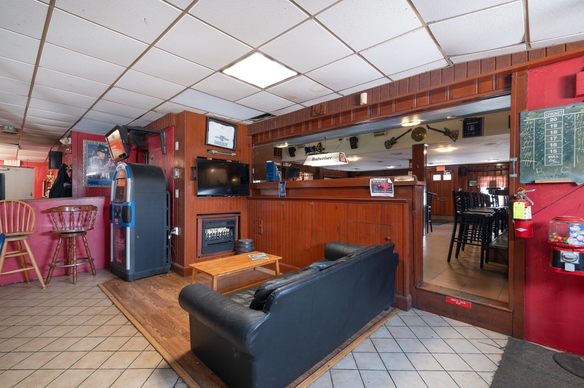 main property photo 16