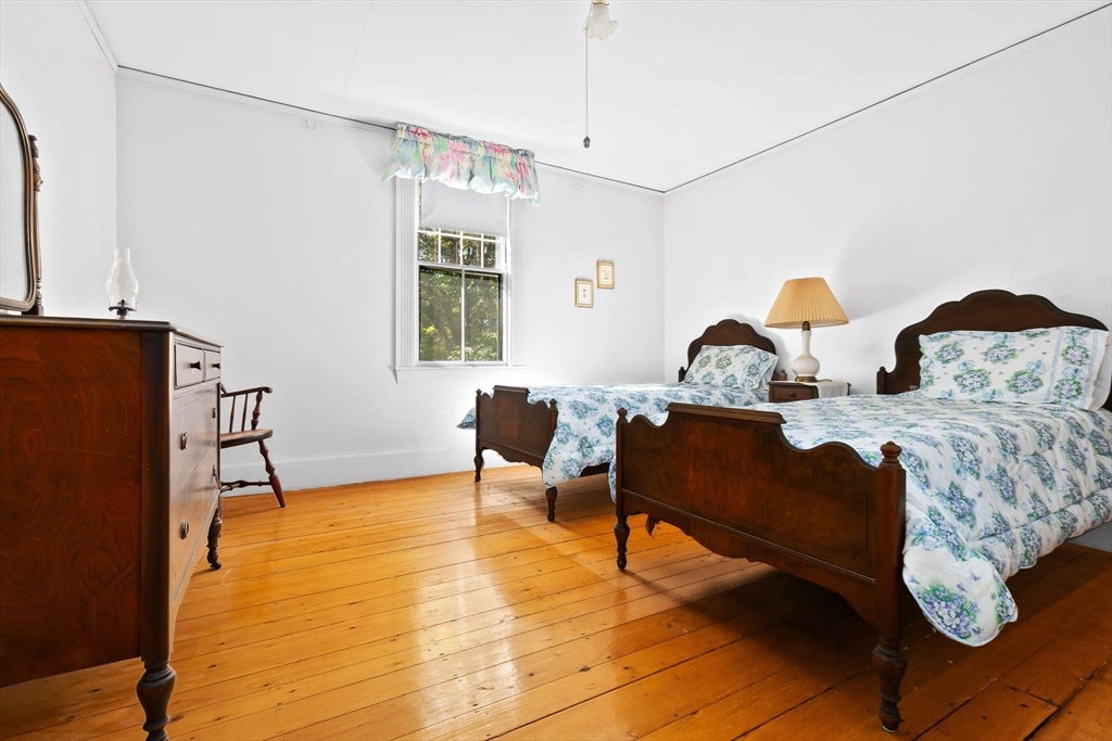 property viewer photo 33