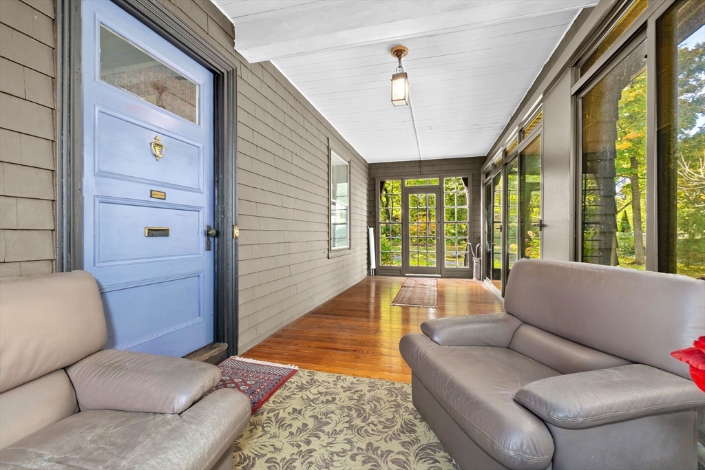 property viewer photo 4