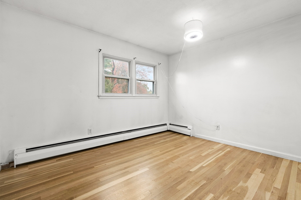 property viewer photo 17