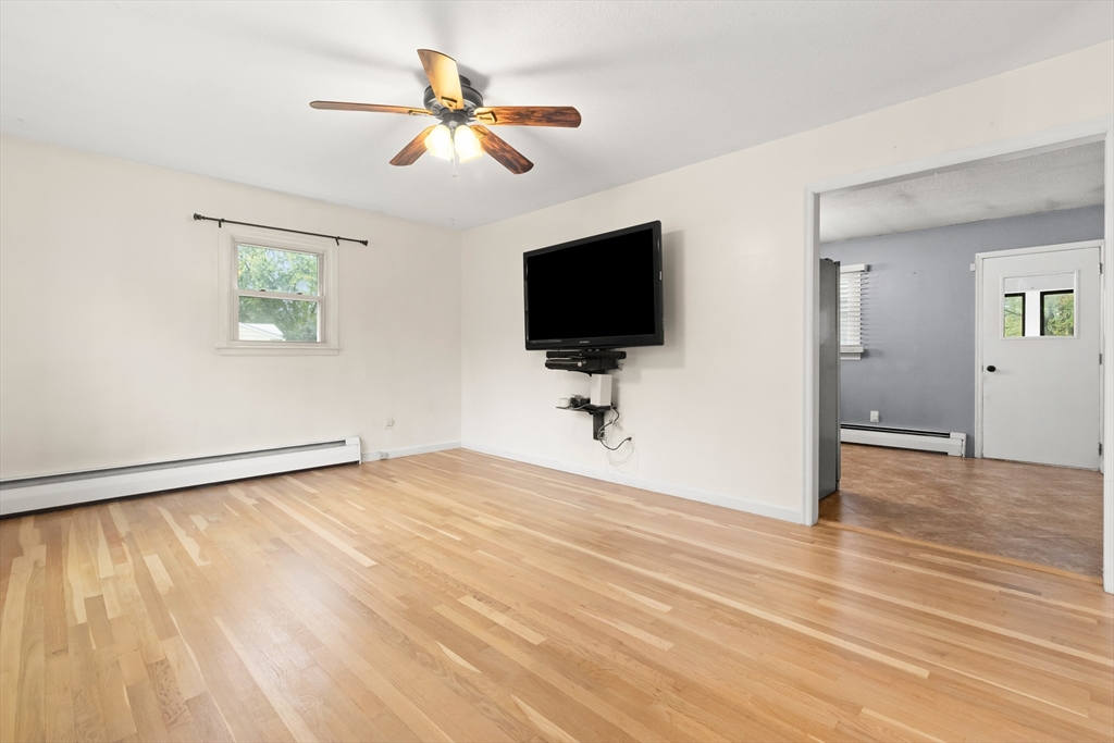 property viewer photo 5