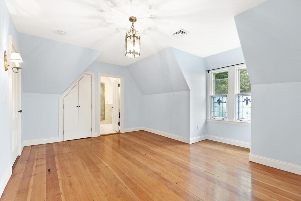 property viewer photo 19