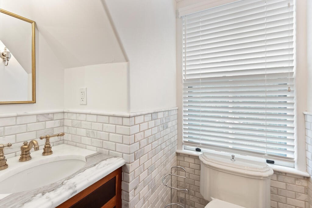 property viewer photo 23
